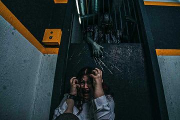 Перформанс Error Error